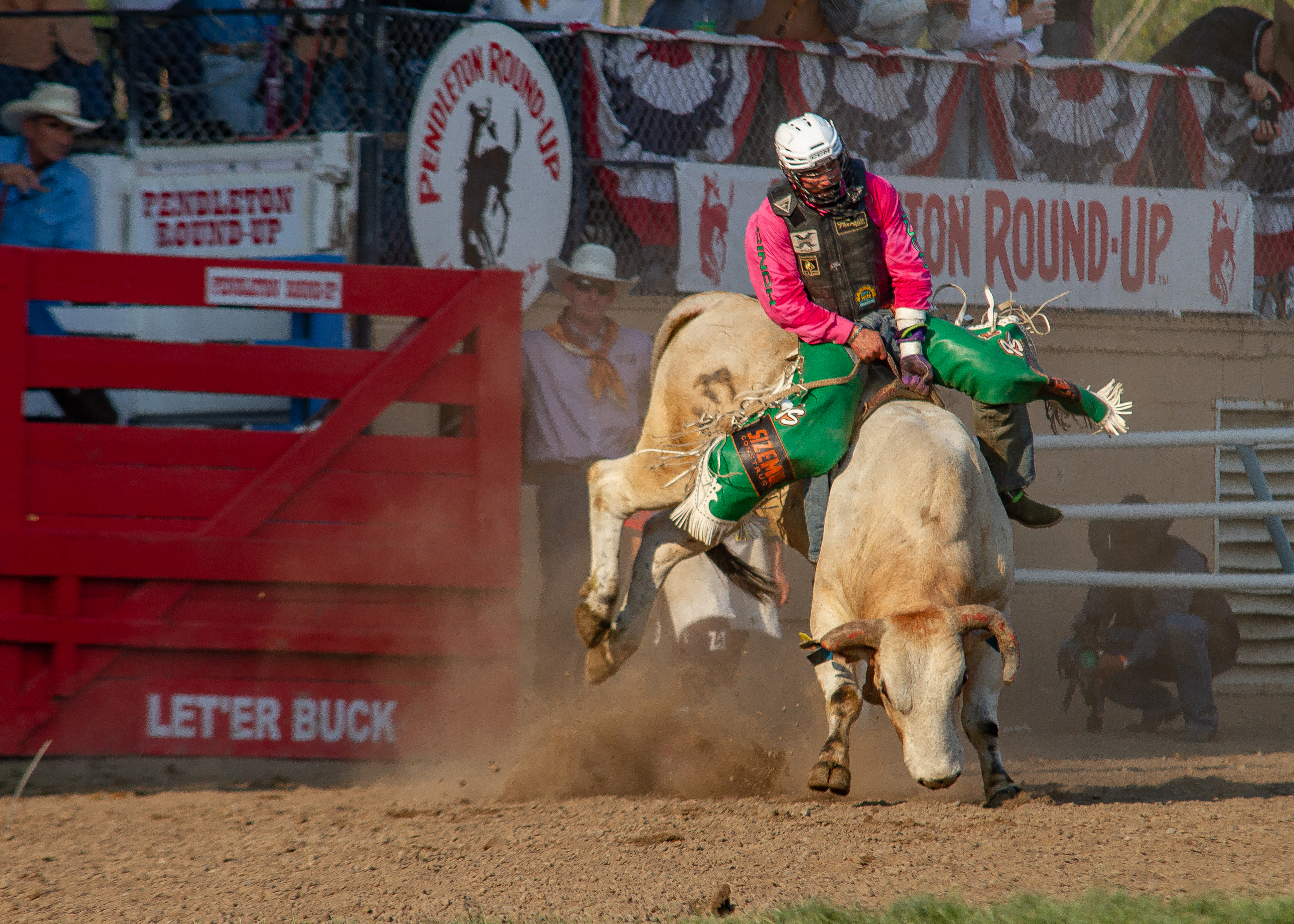 Unforgettable rodeo glory at Pendleton Round-Up finals | East Oregonian, image size:4404x3146
