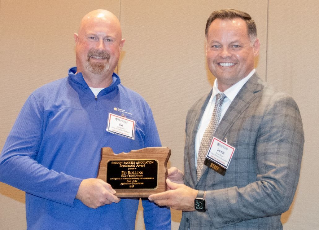 Bank of Eastern Oregon’s Ed Rollins receives top honor